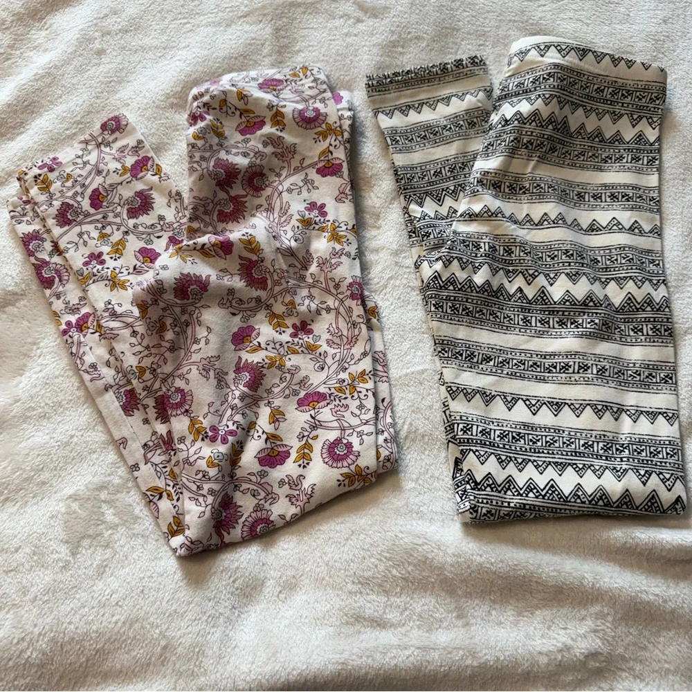 Girls Bundle 2 leggings and 3 tops Sizes range Large 10-12 and 14-16